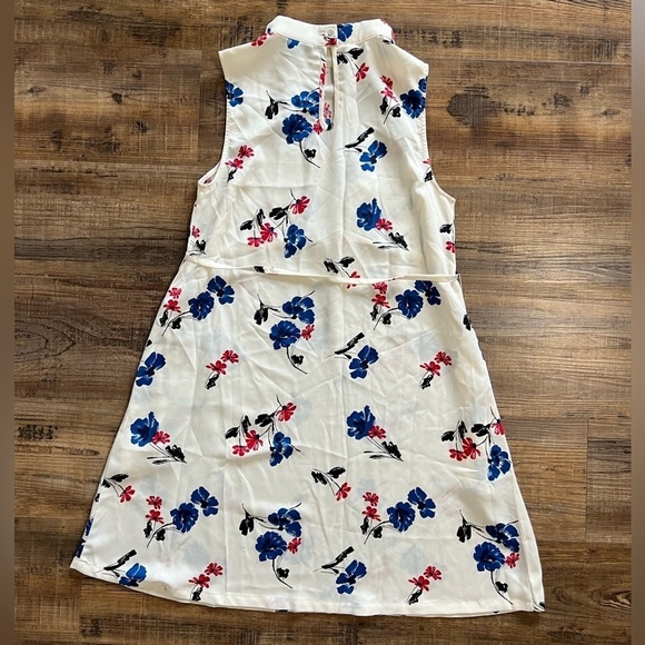 ModCloth Floral Spring Dress - Picture 2 of 10